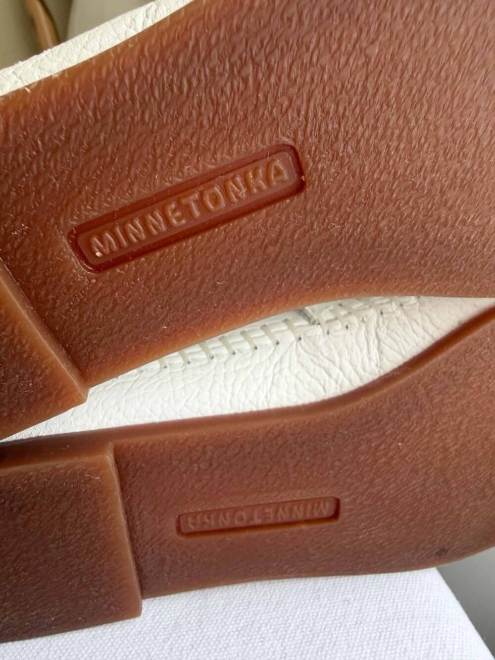 Minnetonka White Leather Fringe Boots Size 8.5, New - Picture 9 of 12